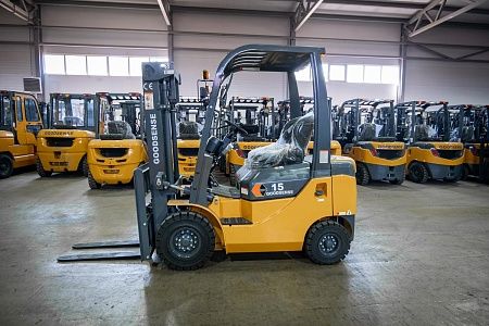  Дизельный погрузчик GOODSENSE FD15 1,5т 3,0м Xinchai Арт 625019 низкие цены 